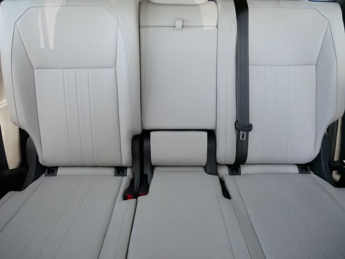 Certified 2024 Volkswagen Tiguan SE R-Line FWD image 13