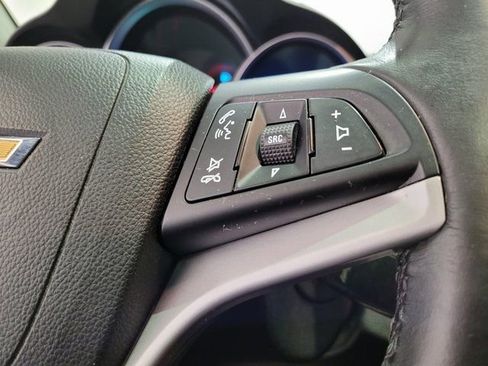 Used 2016 Chevrolet Cruze LT image 25