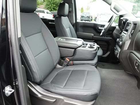 Used 2024 Chevrolet Silverado 1500 Custom AWD/4WD image 34