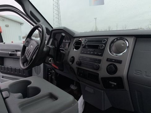 Used 2015 Ford F350 XLT w/ XLT Premium Package image 22