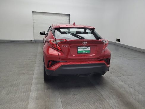Used 2021 Toyota C-HR XLE FWD image 6