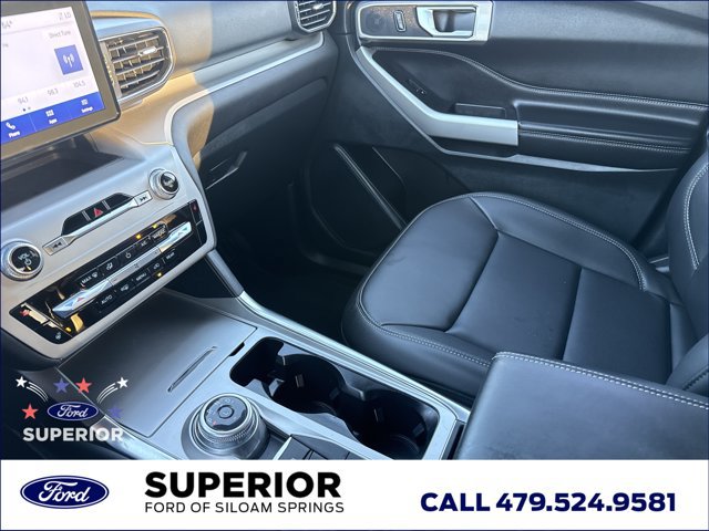 Used 2024 Ford Explorer XLT w/ Equipment Group 202A AWD/4WD image 25