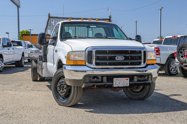 Used 1999 Ford F550 4x4 Regular Cab Super Duty image 1