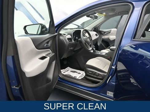 Used 2022 Chevrolet Equinox LS w/ LS Convenience Package AWD/4WD image 16