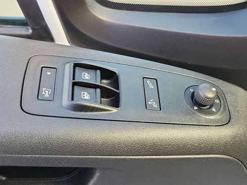 Used 2025 RAM ProMaster 2500 w/ Convenience Group FWD image 15