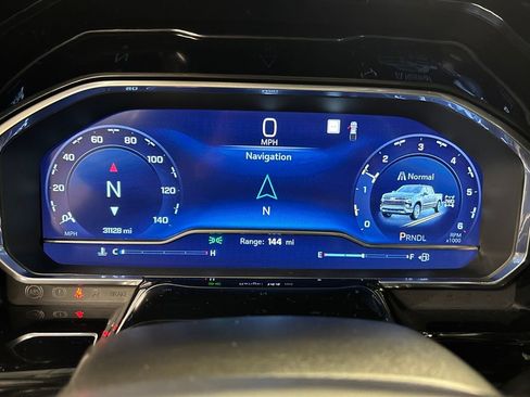 Certified 2022 Chevrolet Silverado 1500 LT w/ All Star Edition Plus image 36