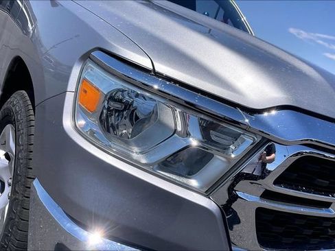 Used 2022 RAM 1500 Big Horn RWD image 32