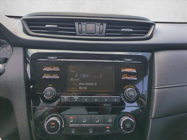 Used 2017 Nissan Rogue S FWD image 15