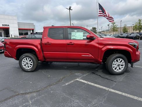 New 2026 Toyota Tacoma SR5 AWD/4WD image 2