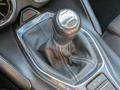 Used 2023 Chevrolet Camaro LT RWD image 14