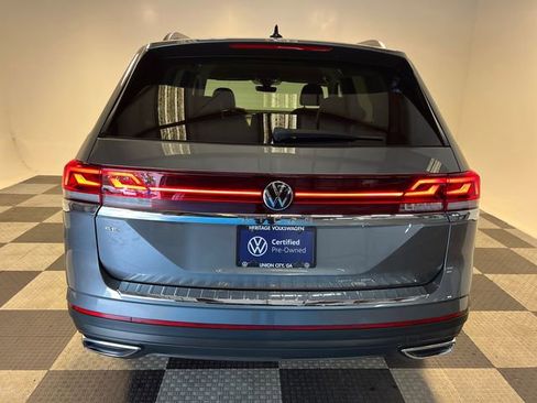 Certified 2024 Volkswagen Atlas SE FWD image 4