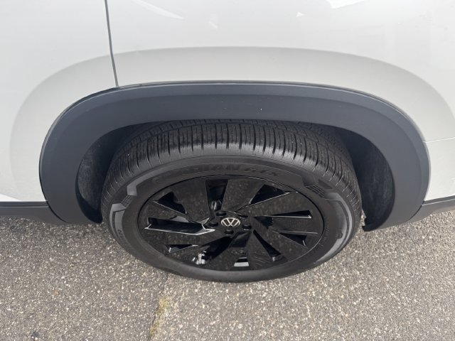 Used 2026 Volkswagen Atlas SE AWD/4WD image 11