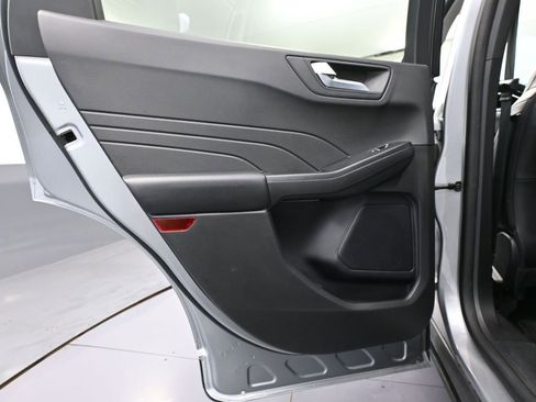 Used 2024 Ford Escape Platinum AWD/4WD image 34