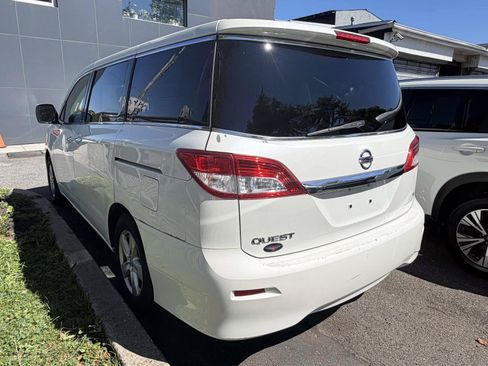 Used 2012 Nissan Quest SV FWD image 4