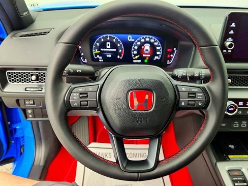 Used 2025 Honda Civic Type R image 13
