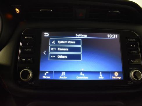Certified 2024 Nissan Kicks SR FWD image 20
