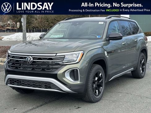 New 2026 Volkswagen Atlas Peak Edition AWD/4WD image 4