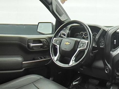 Used 2021 Chevrolet Silverado 1500 LTZ AWD/4WD image 23