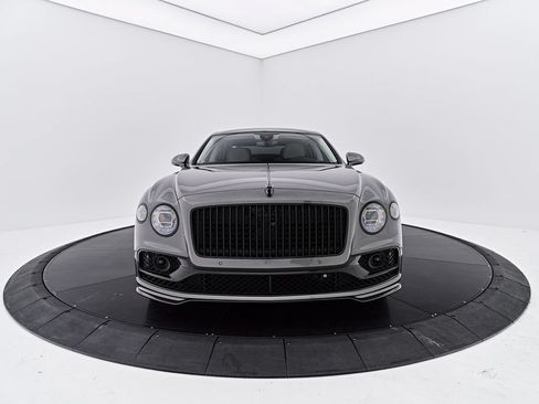 Used 2022 Bentley Flying Spur W12 AWD/4WD image 15