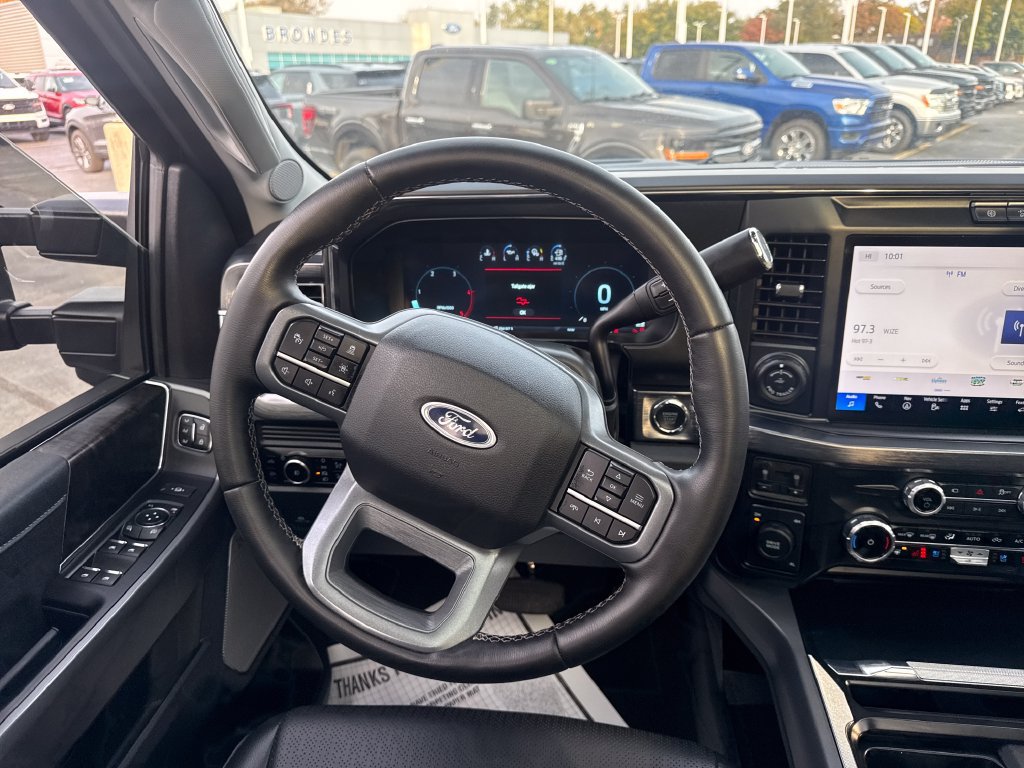 Used 2025 Ford F450 Lariat w/ Lariat Ultimate Package AWD/4WD image 23