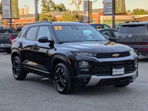 Certified 2023 Chevrolet TrailBlazer LT image 3