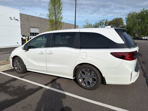 Certified 2026 Honda Odyssey Touring image 2