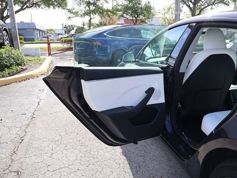 Used 2024 Tesla Model 3 Long Range image 25