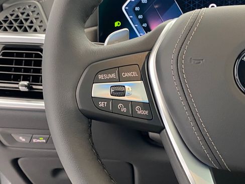 New 2026 BMW X5 xDrive40i w/ Climate Comfort Package image 17