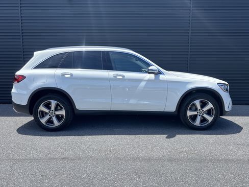 Used 2022 Mercedes-Benz GLC 300 4MATIC image 6