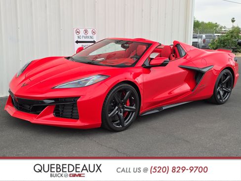 Used 2023 Chevrolet Corvette Z06 RWD image 5