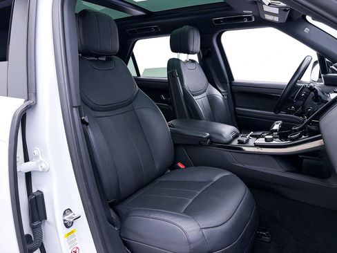 Used 2023 Land Rover Range Rover Sport SE Dynamic AWD/4WD image 38