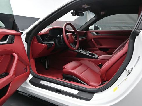 Used 2026 Porsche 911 Carrera S RWD image 4