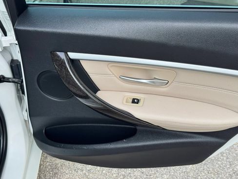 Used 2017 BMW 330i Sedan RWD image 26