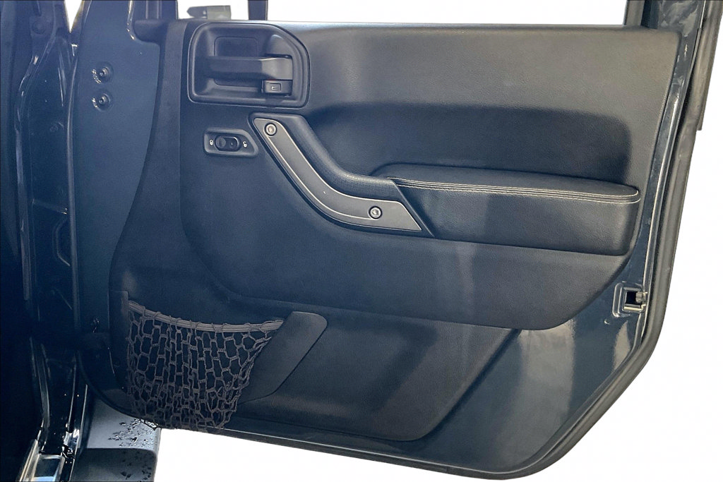 Used 2017 Jeep Wrangler Sport AWD/4WD image 17