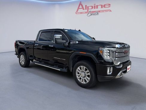Used 2022 GMC Sierra 2500 Denali w/ Denali Ultimate Package AWD/4WD image 7