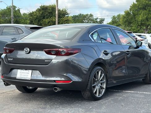 Used 2021 MAZDA MAZDA3 s FWD image 4