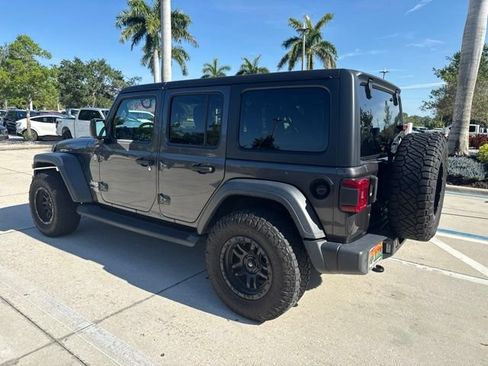 Used 2020 Jeep Wrangler Unlimited Sport S AWD/4WD image 4