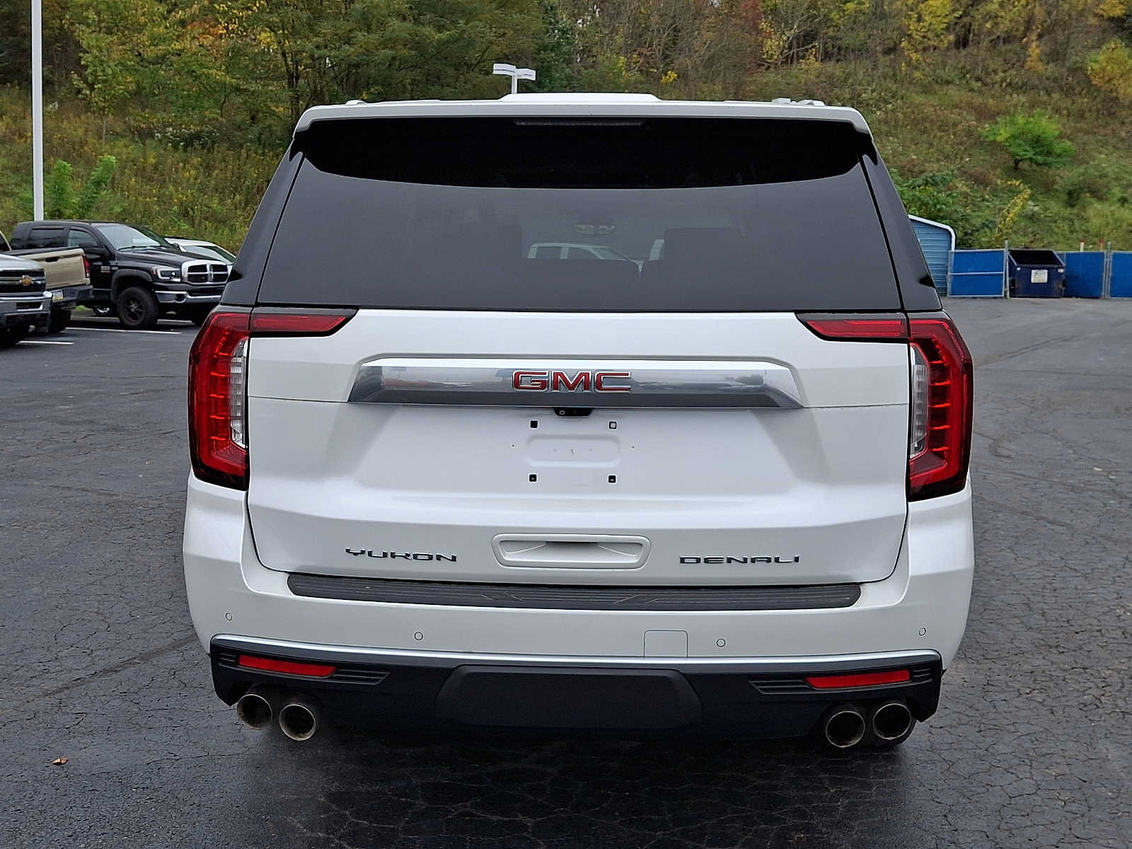 Used 2024 GMC Yukon XL Denali w/ Denali Reserve Package AWD/4WD image 5