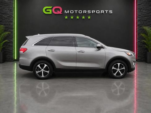 Used 2017 Kia Sorento EX AWD/4WD image 9