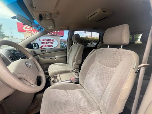 Used 2006 Toyota Sienna LE w/ LE Pkg 6 FWD image 10