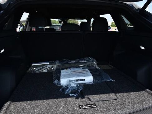 New 2026 Volkswagen Atlas Cross Sport SEL R-Line AWD/4WD image 25