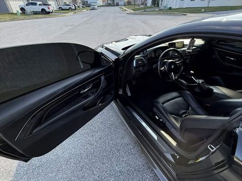 Used 2018 BMW M4 Coupe image 7