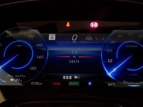 Used 2023 Mercedes-Benz EQS 580 EQS 580 image 26