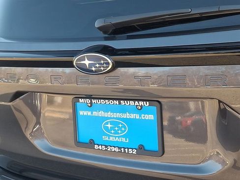 Used 2025 Subaru Forester Limited w/ Popular Package image 31