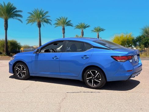 Used 2024 Nissan Sentra SV FWD image 3