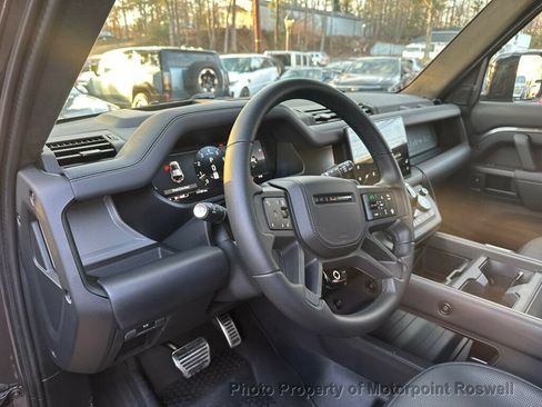 Used 2025 Land Rover Defender 110 OCTA AWD/4WD image 13