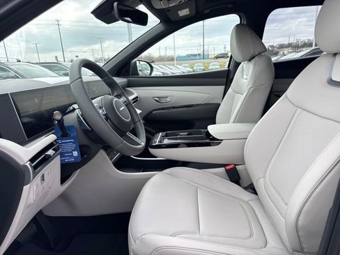 New 2026 Hyundai Tucson Limited image 11