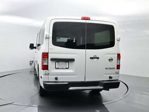 Used 2018 Nissan NV 3500 S RWD image 21