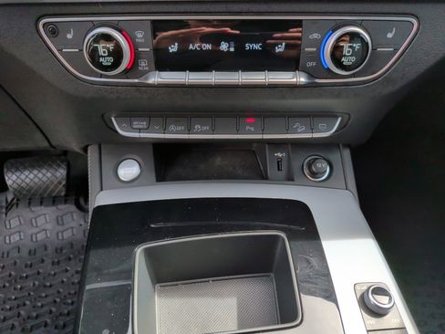 Certified 2023 Audi Q5 2.0T Premium Plus w/ Premium Plus Package image 28