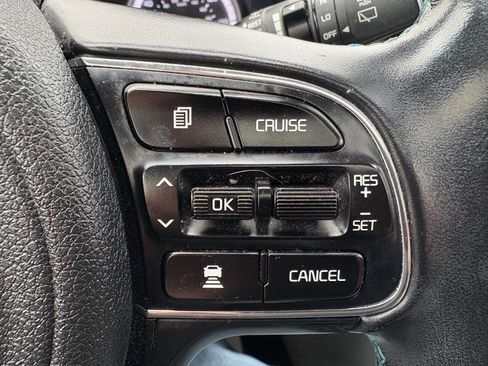 Used 2017 Kia Niro Touring w/ Advanced Technology Package image 50